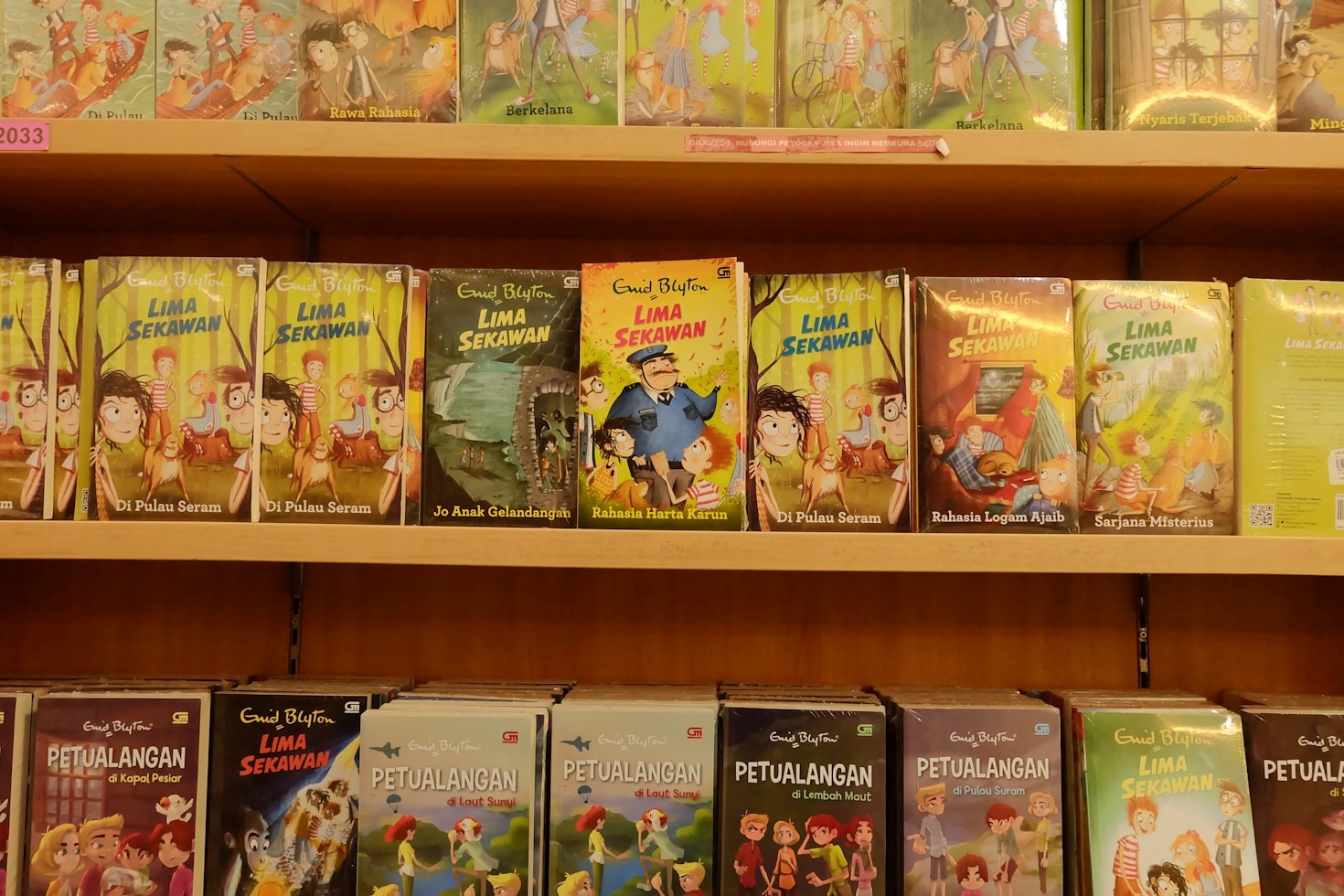 Why Psychological Suspense is the Genre to Watch